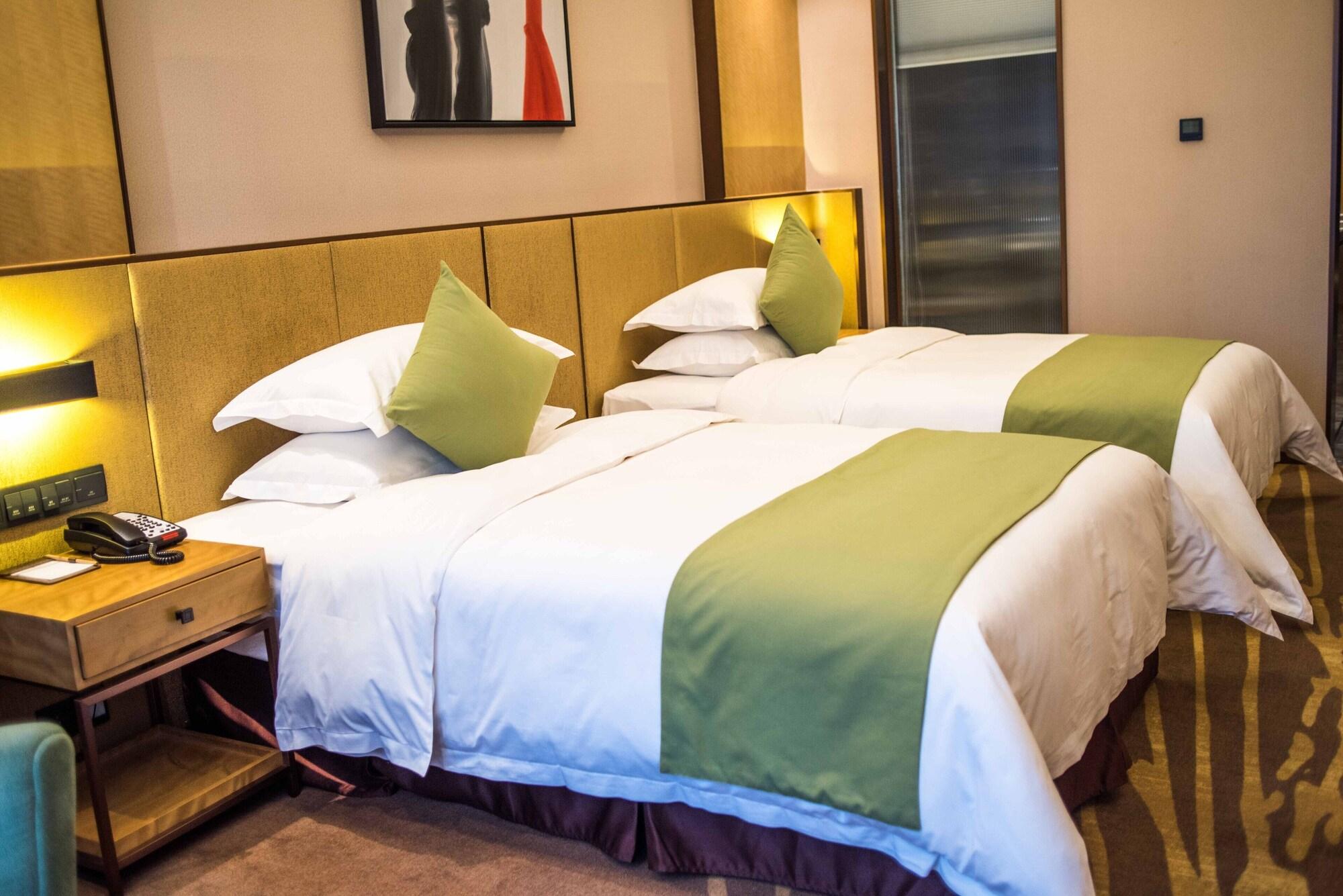 Leshan Ramada Hotel Esterno foto