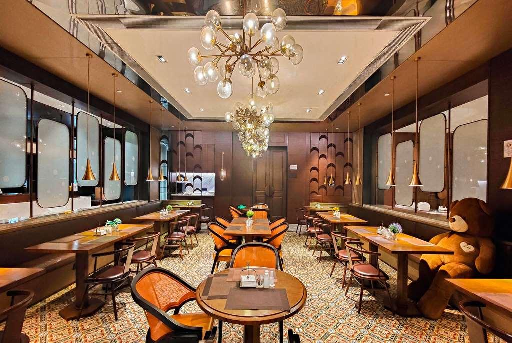 Leshan Ramada Hotel Ristorante foto